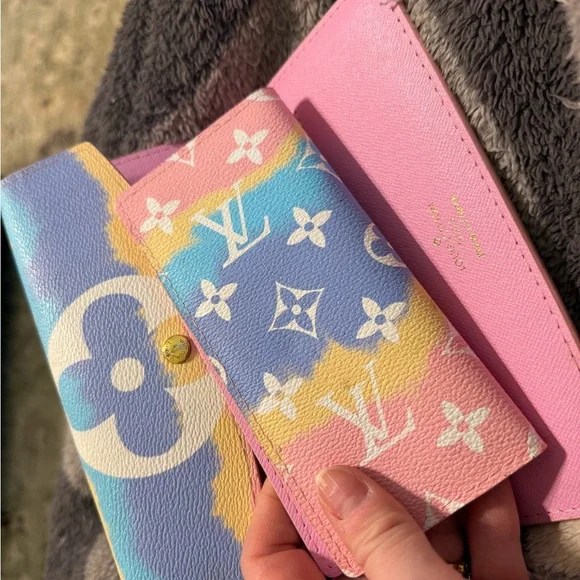 Colorful Pastel Wallet - Picture 6 of 7